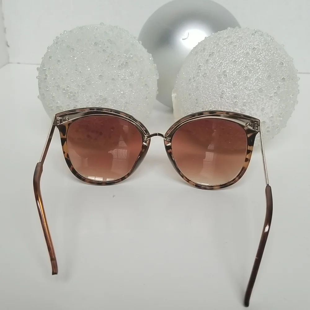 Steve Madden Tortoise Sunglasses